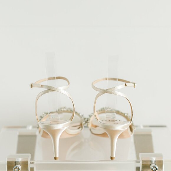 Badgley Mischka Richelle 8.5 Women's Heels Ivory Kitten Heel Satin - Picture 10 of 16